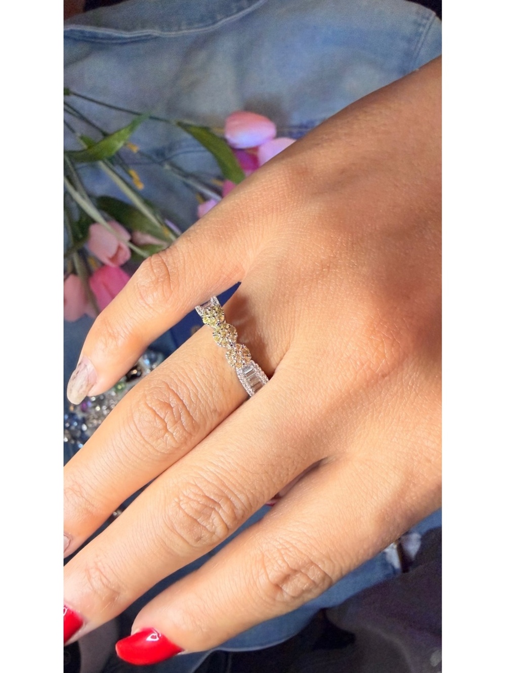 Elegant Silver 925 solid Tone Ring with Clear Cubic Zirconia Stones, Size 8